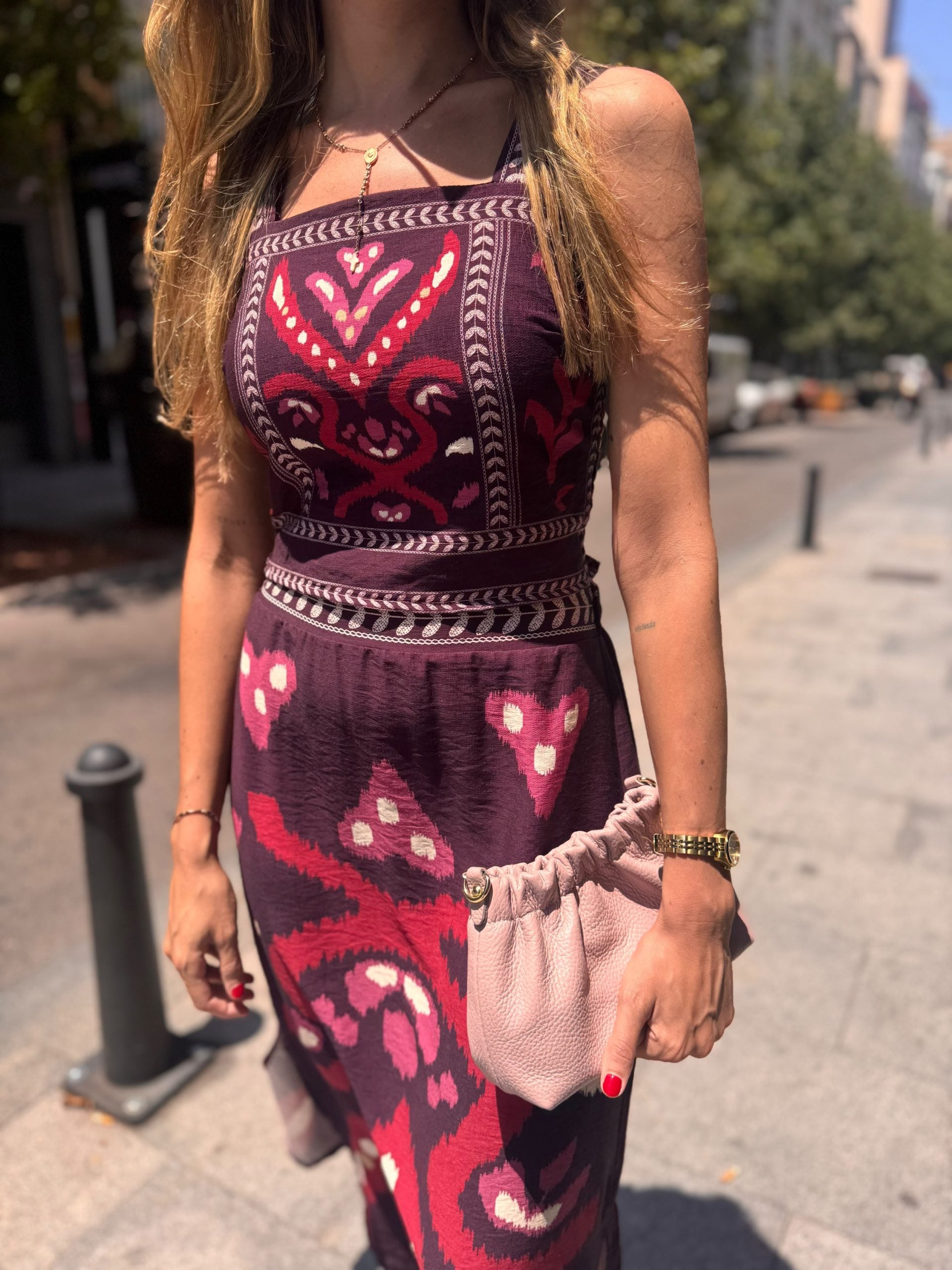FALDA ÉTNICA