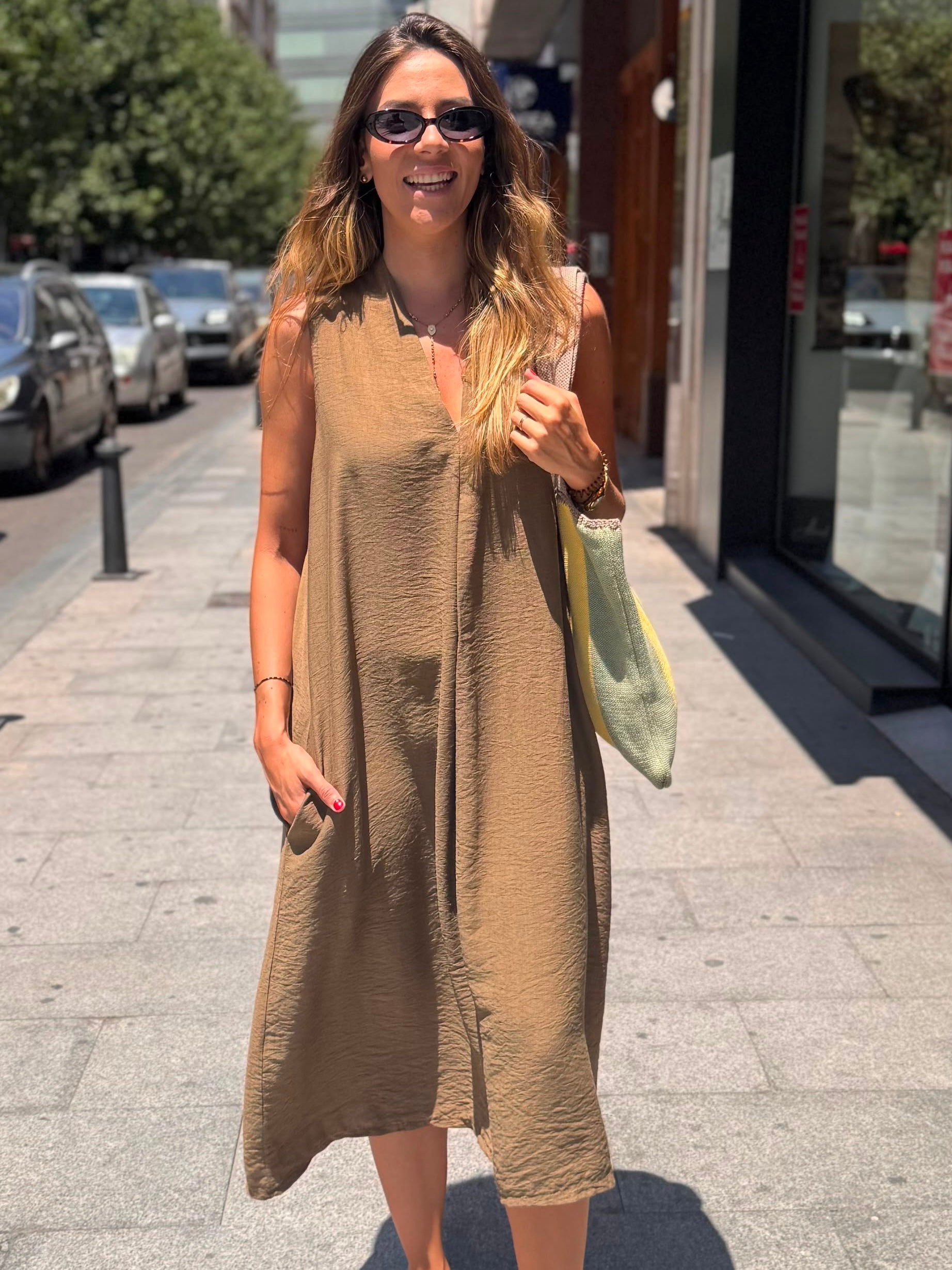 VESTIDO MIDI PICO FRUNCE