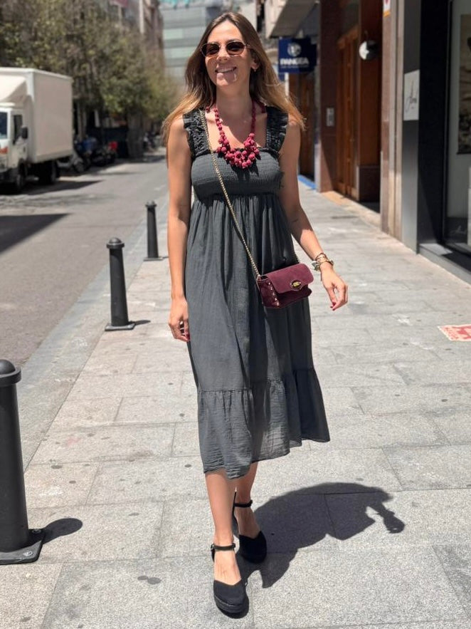 VESTIDO LISO NIDO DE ABEJA
